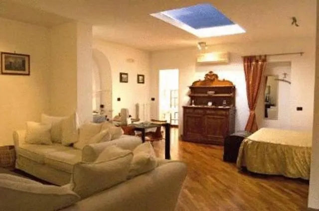 Tavernola - Locanda Di Campagna-1